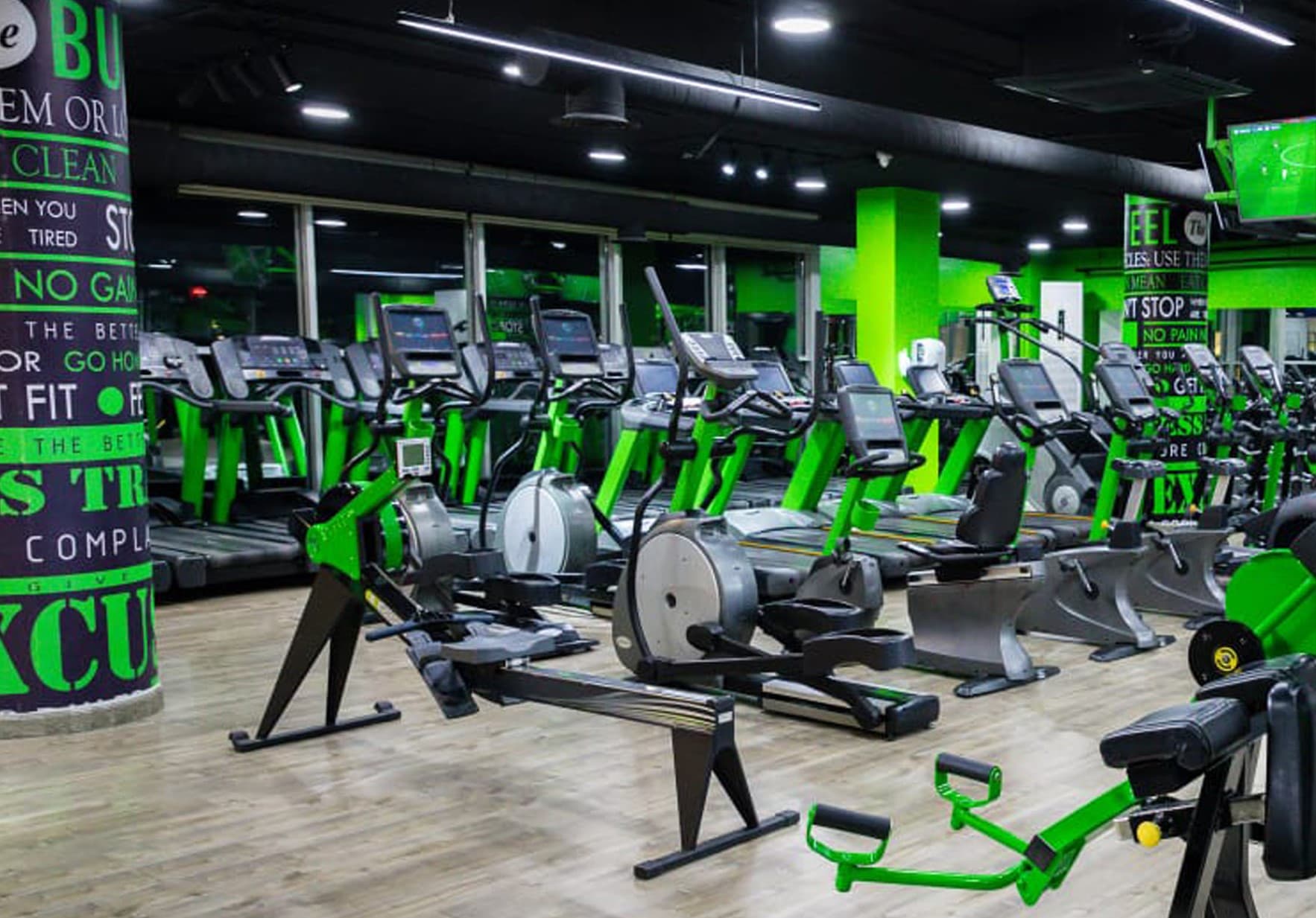 Fit Club 962